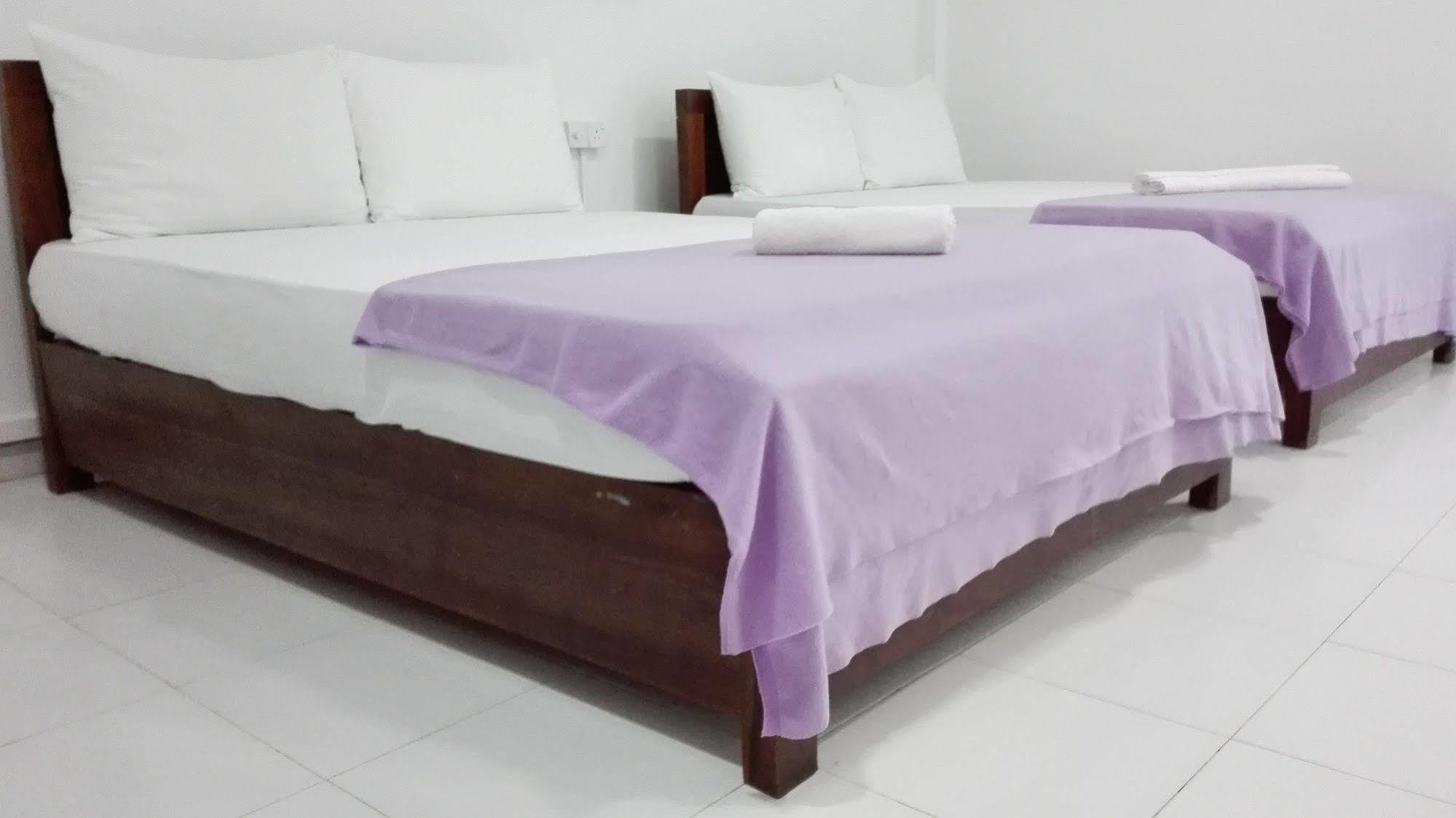 City Capital Hostel Anuradhapura Dış mekan fotoğraf